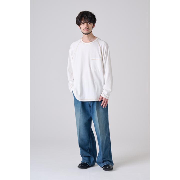 CONTRAST STITCH RAGLAN TEE