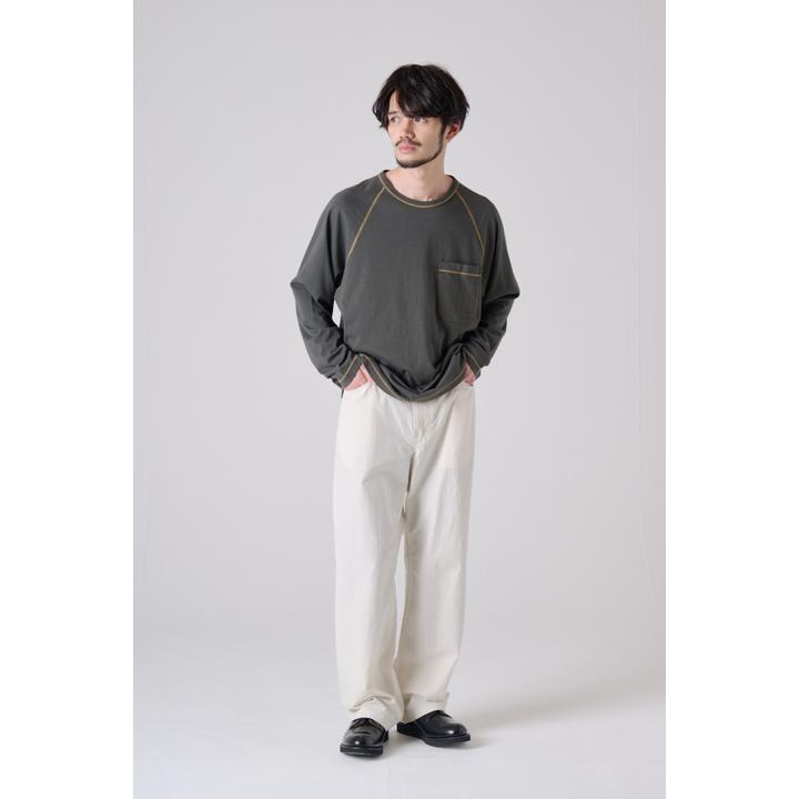 CONTRAST STITCH RAGLAN TEE
