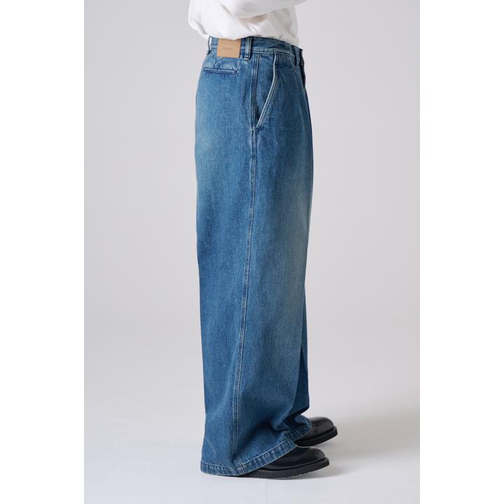 2 TUCK WIDE DENIM TROUSER